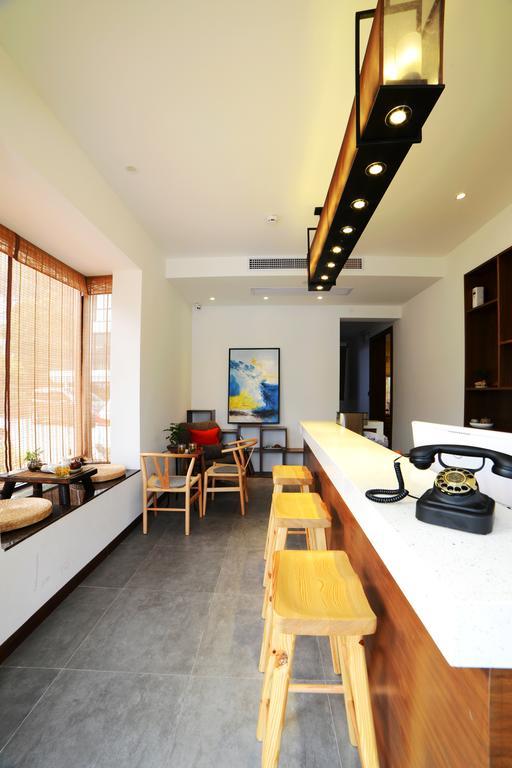 Hangzhou Puyu Travelling With Hotel Extérieur photo